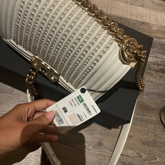 Chanel Pearl boy bag - Picture 6 of 6